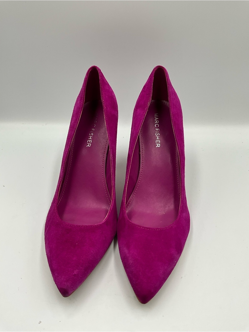Marc Fisher Pumps Size 8.5 Pink Fuchsia Suede Pointed-Toe Pumps Stylish Heels - Picture 4 of 7